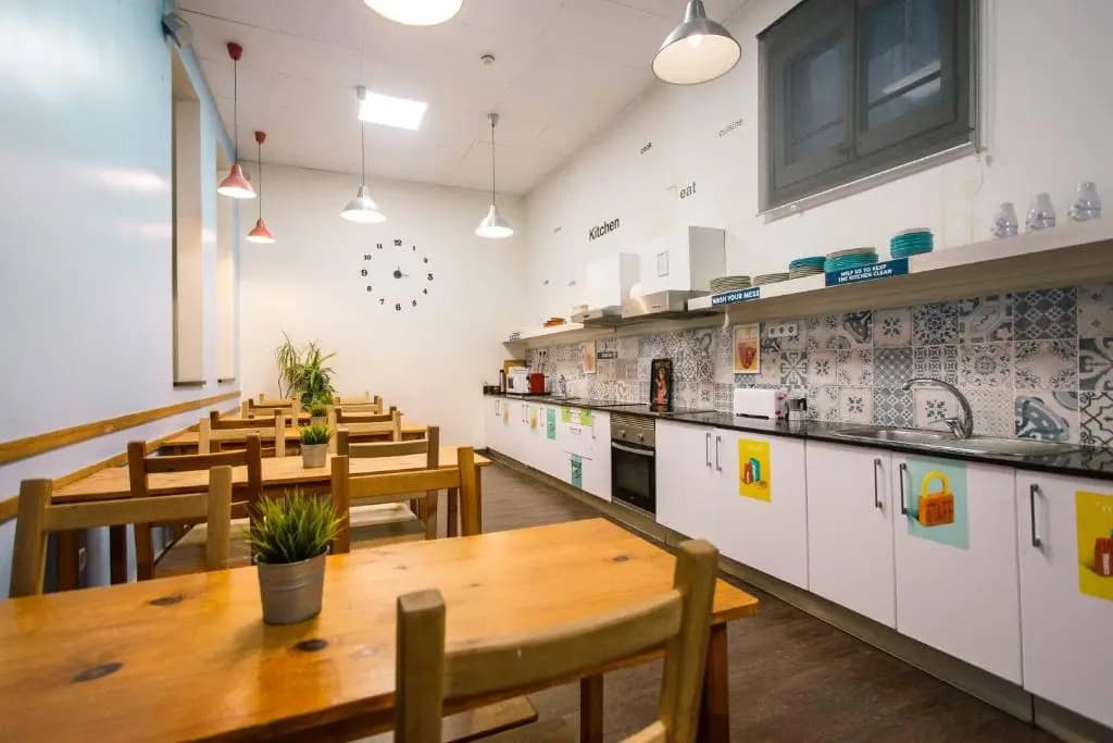 360 Hostel Borne - photo 25