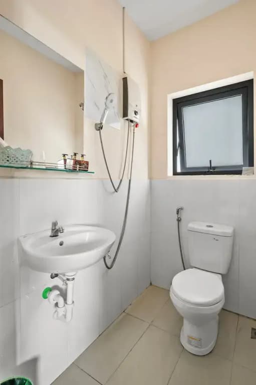 Kis Hotel & Apartment - photo 31