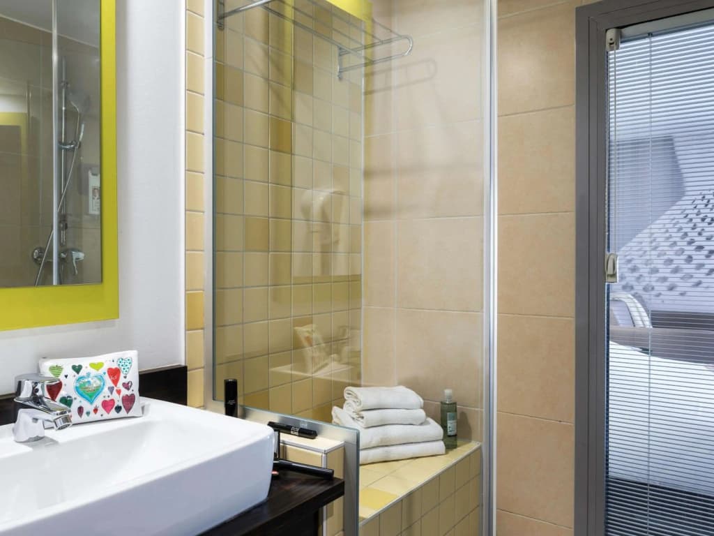 ibis Styles Nice Vieux Port - photo 7