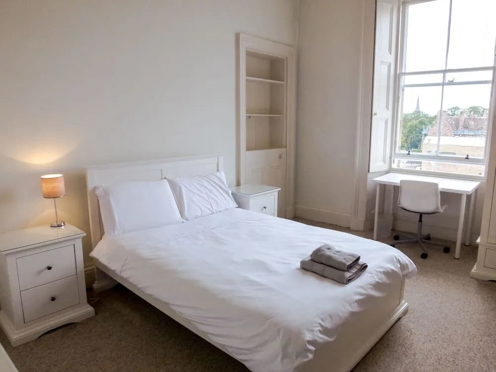 Silver Lining - Luxury Thirlestane Road - photo 4
