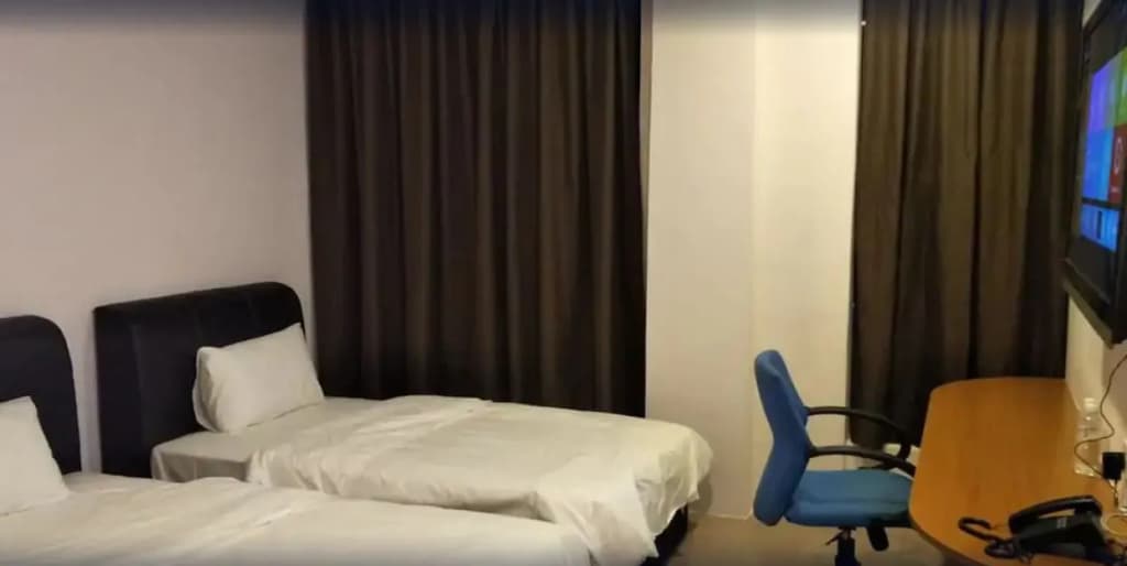 Anderson Hotel - photo 9
