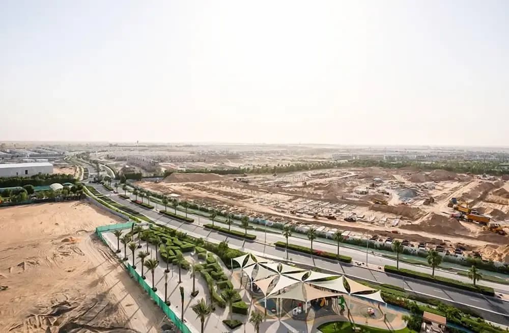 Elegant 2BRApt In Damac Hills 2 - photo 11
