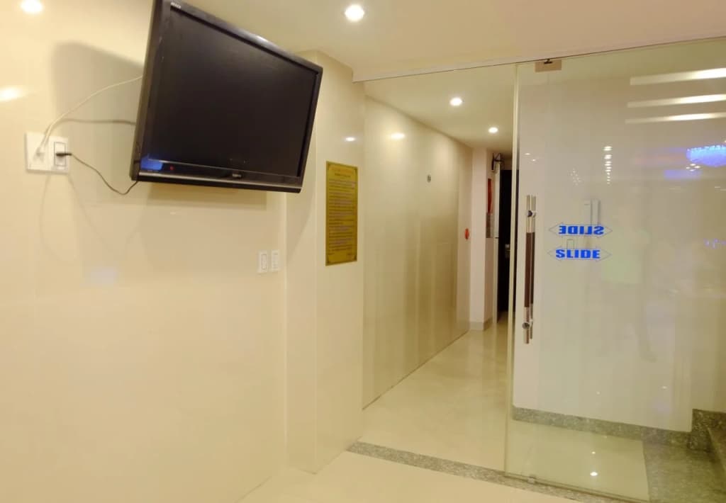 Fulmar Hotel Danang - photo 13