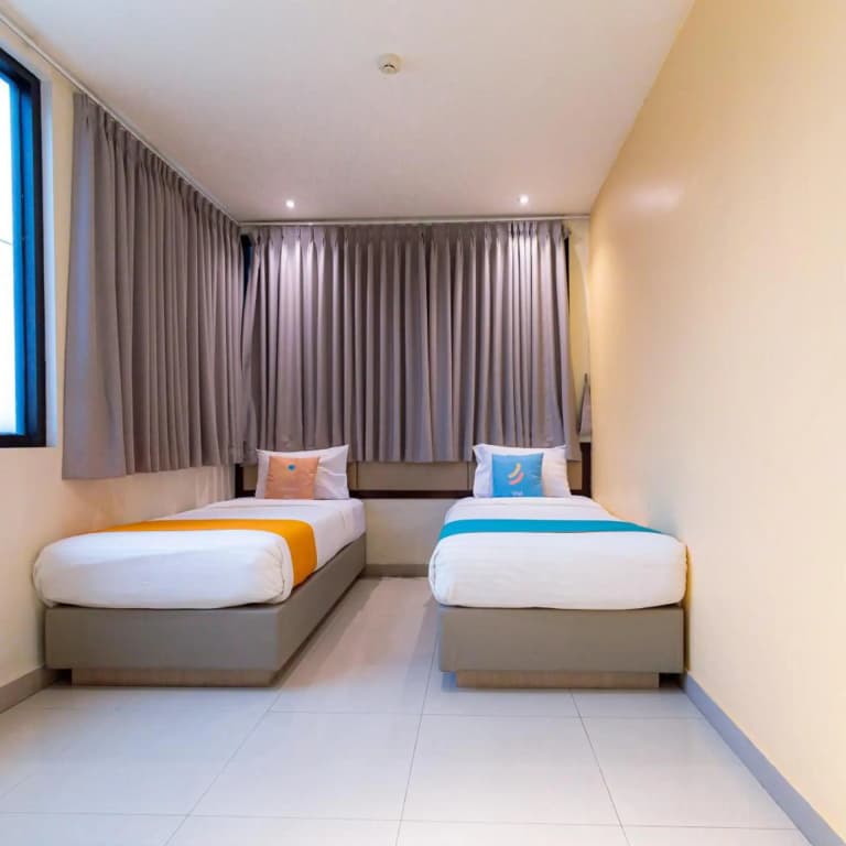 OYO 3735 Liv Hotel - photo 34