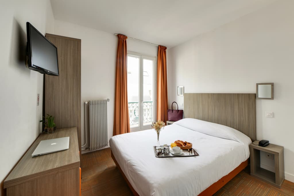 Louisa Hotel - photo 2