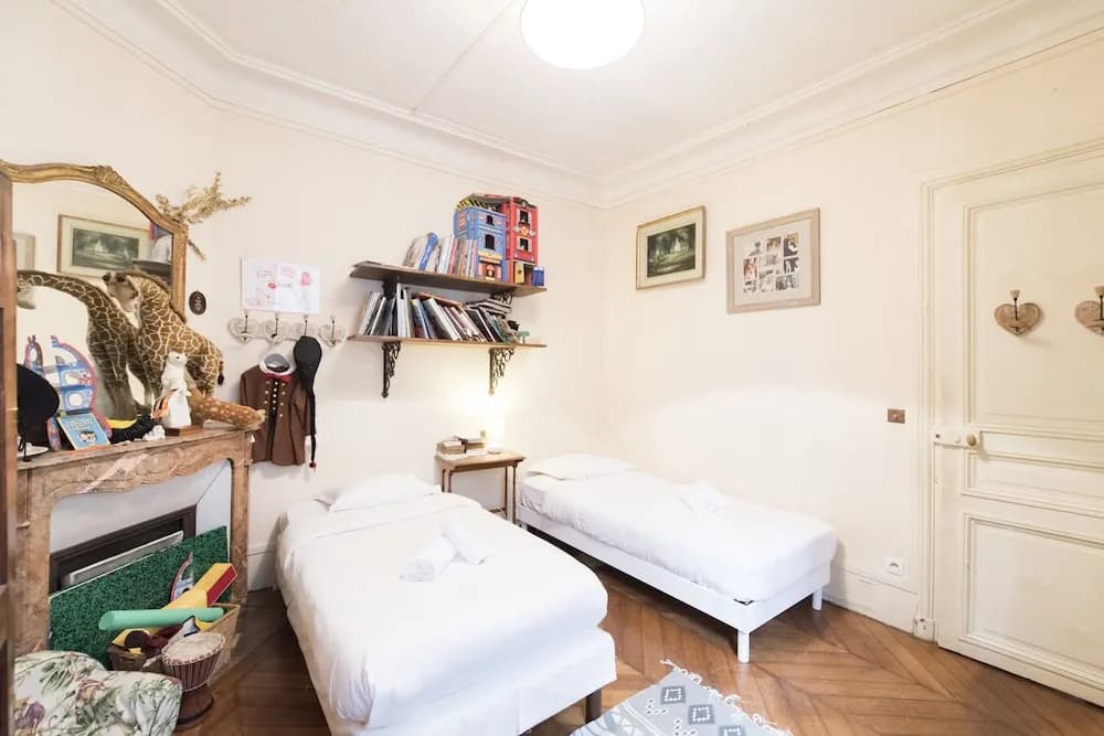 Writer's Nest - photo 14