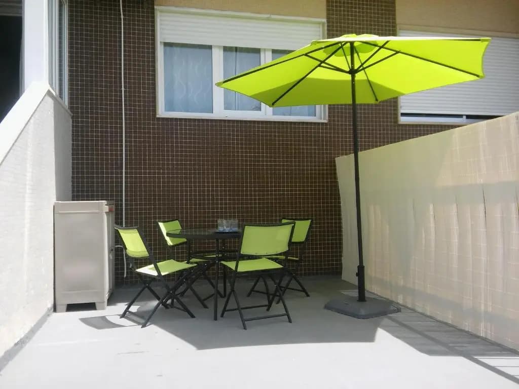 Zen Newton Apartment - photo 12