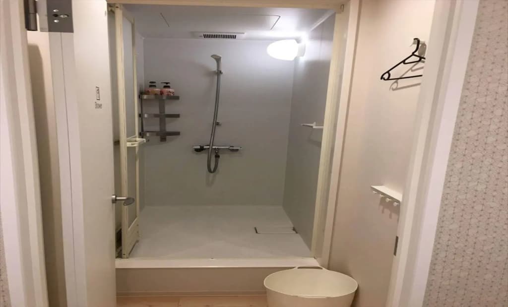 YADOKARI 难波旅舍(Yadokari Namba Hostel) - photo 9