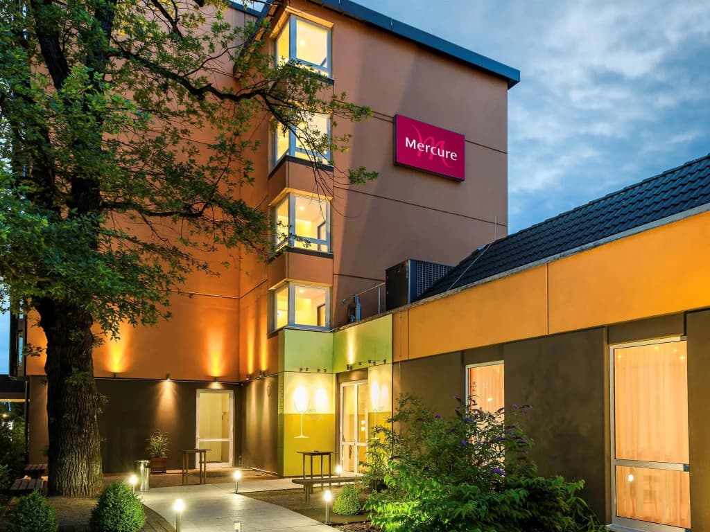 Mercure Hotel Berlin City West - photo 1