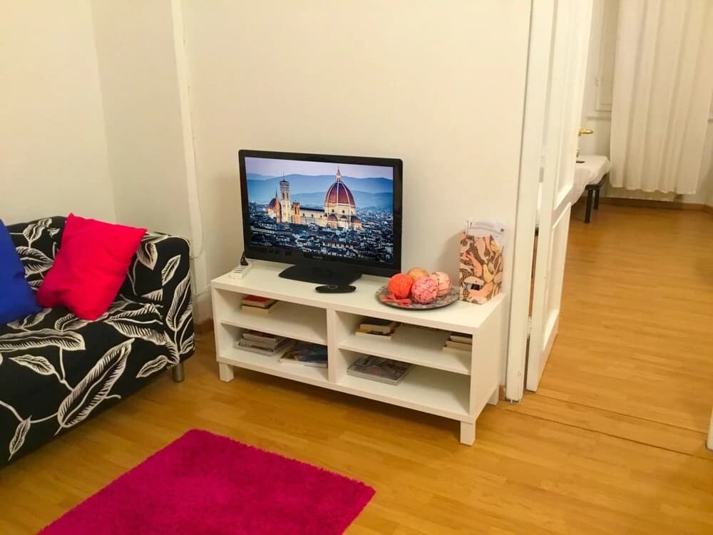 San Firenze Apartment - photo 4