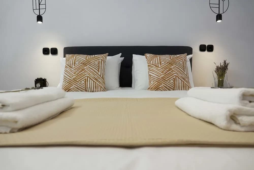 Modern 2bed 2bath Loft in Acropolis area - photo 5