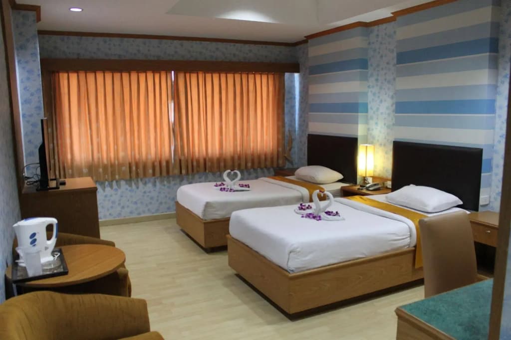 The Rich Hotel - photo 6
