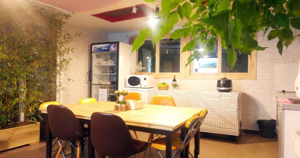 Red Panda Hotel - photo 20
