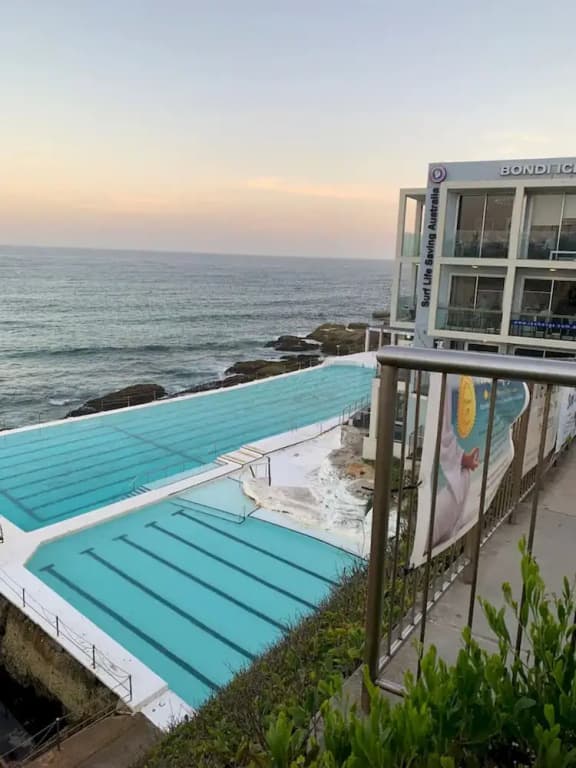 Sleek Contemporary Bondi Beachside Apartment - photo 13
