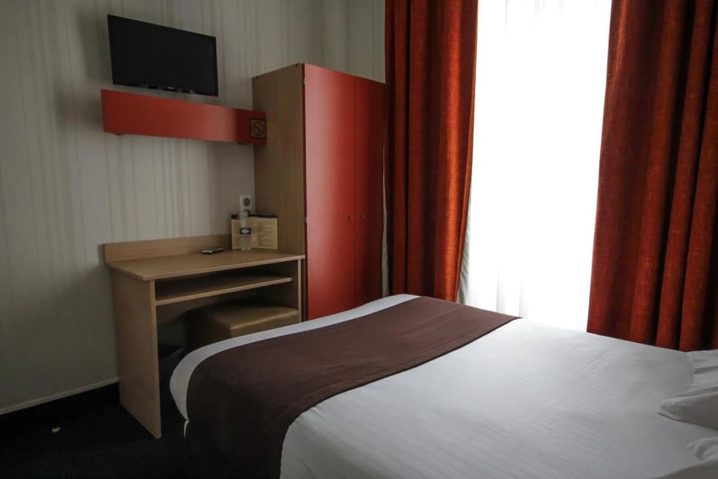 Hôtel des Trois Gares - photo 16