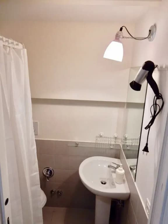 Termini Central Station Apartments - photo 16