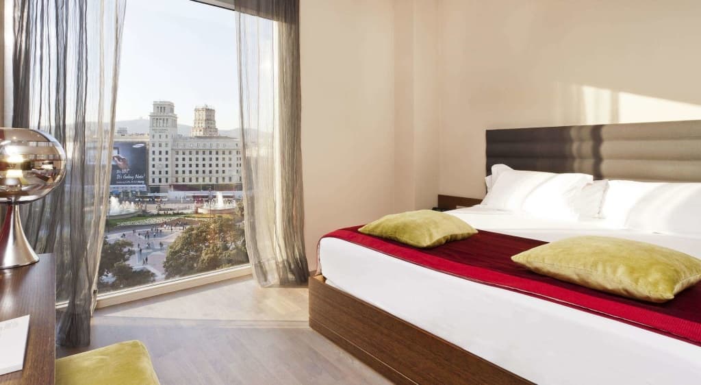 Olivia Plaza Hotel - photo 4