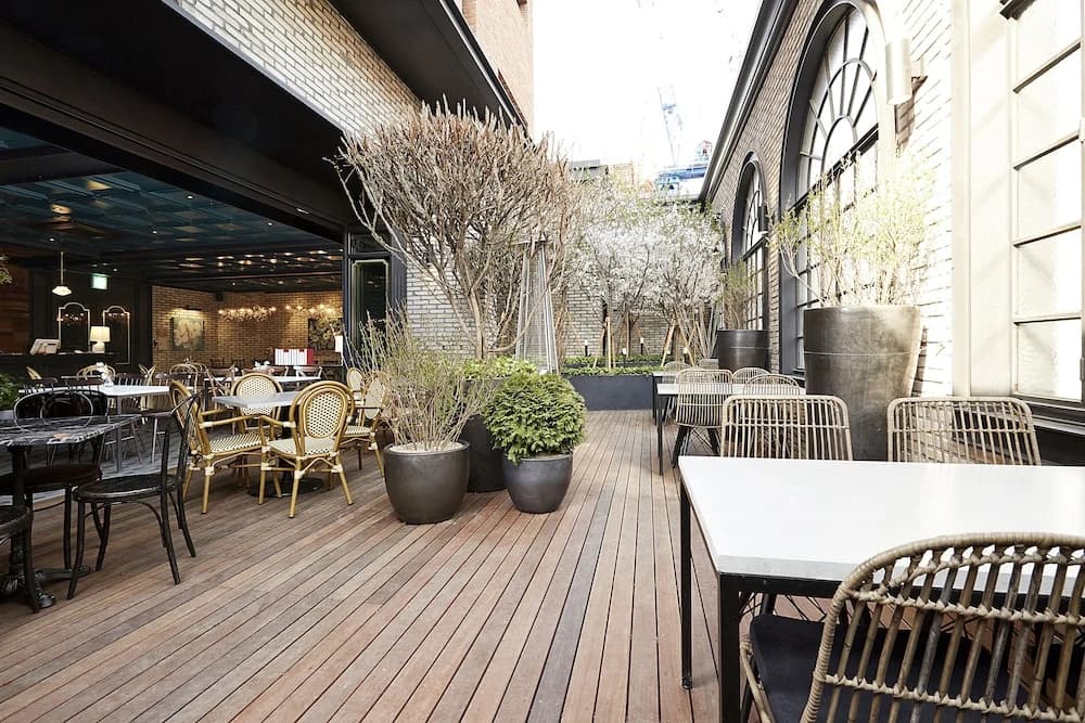 Nine Brick Hotel - photo 20