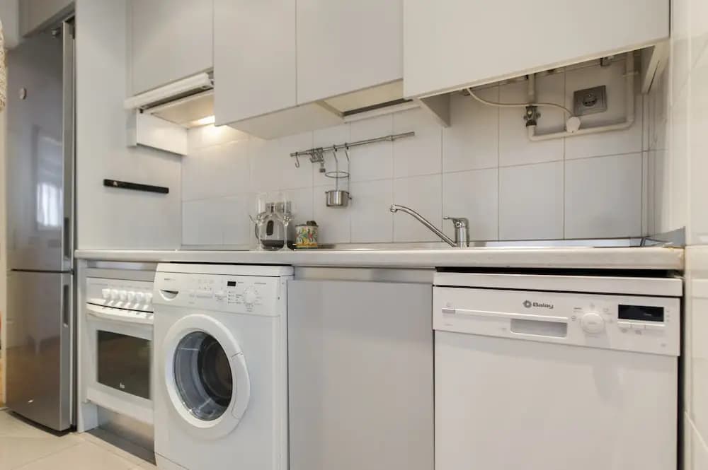 CHIC APARTMENT GRAN VIA I - ElevenHost - photo 14