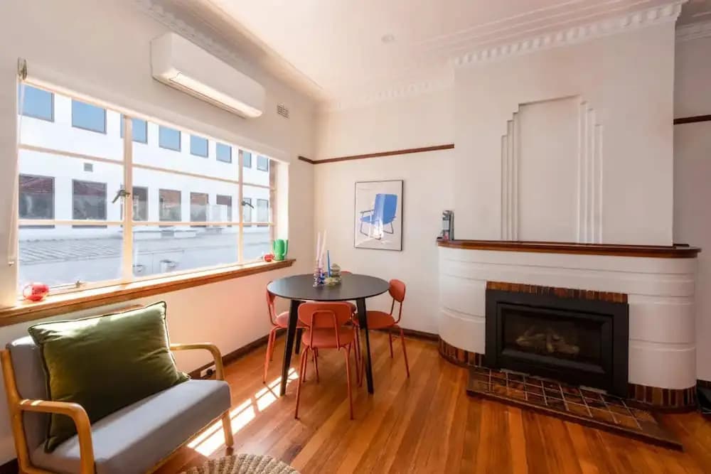 Charming Art Deco Unit in East Melbourne - photo 7