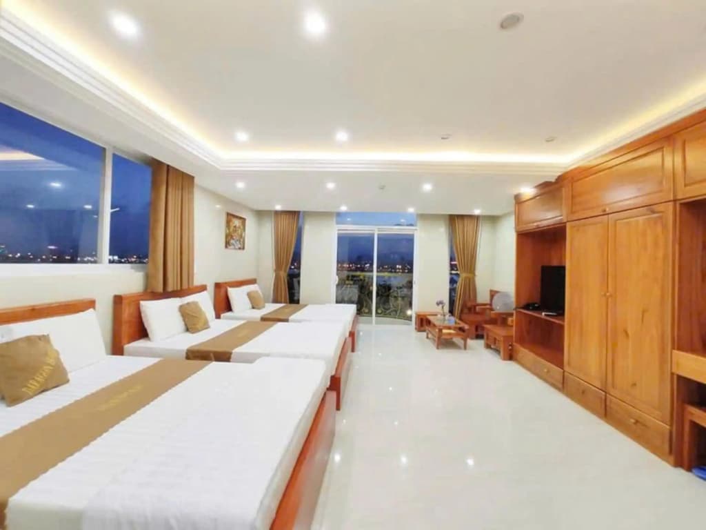 Dragon Hotel Apartment - photo 6