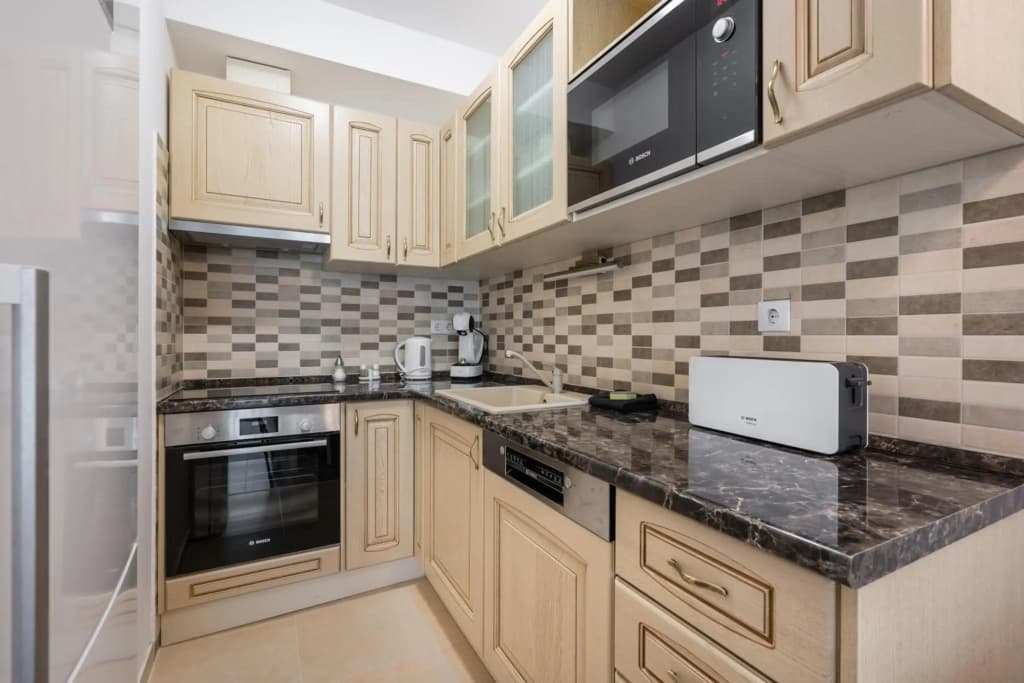 Orchid House Apartment - photo 14