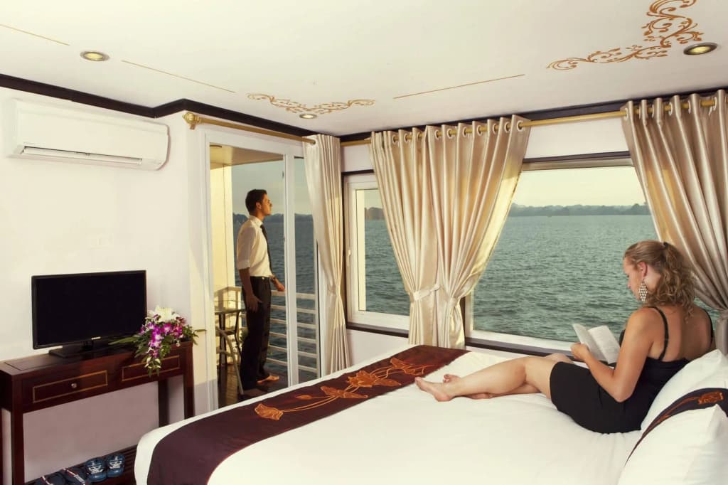 Huong Hai Sealife Cruise - photo 6