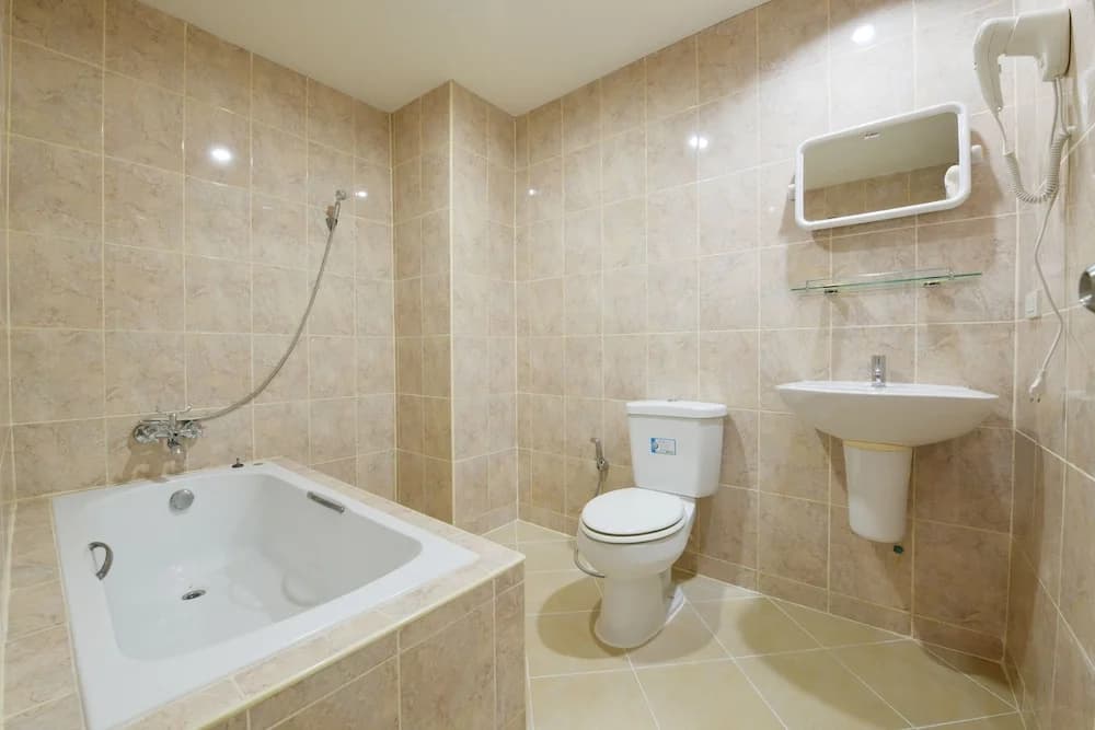 OYO 438 Home 24 - photo 10