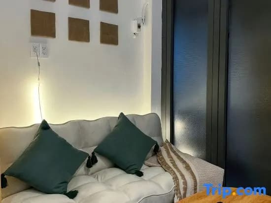 Small Private house in Bui Vien Walking Street - photo 9