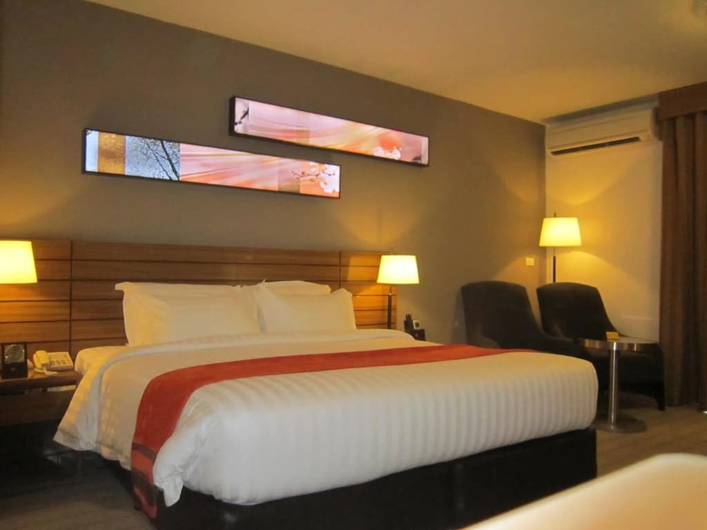 Maple Hotel - photo 16