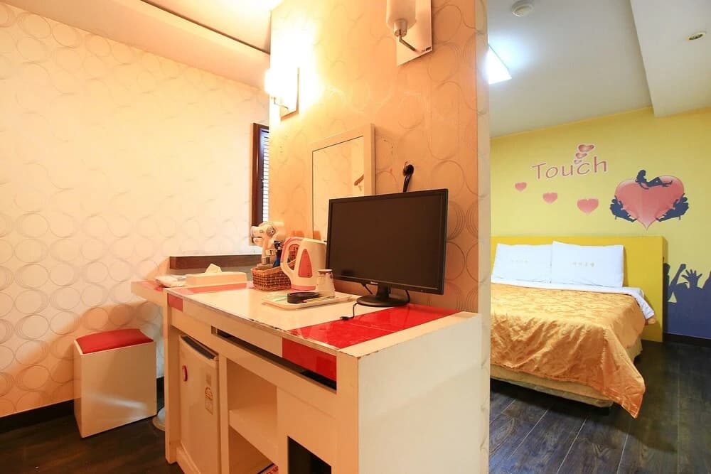 Shinchon Touch - main photo