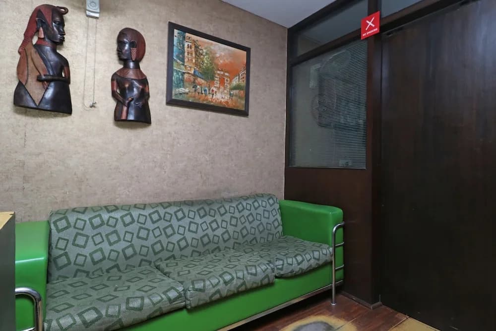 OYO 2227 Hotel Chalet - photo 4