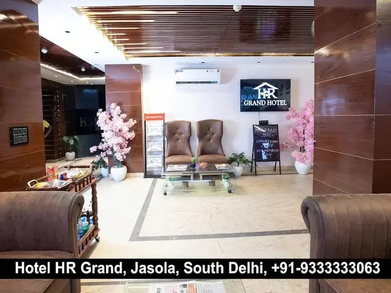 HR Grand Hotel - photo 20