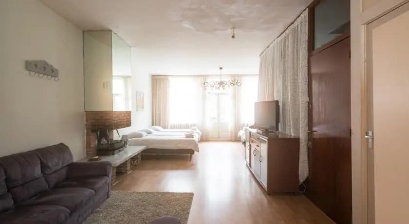 Studio Vondelpark Adjacent Eerste Helmersstraat - photo 4