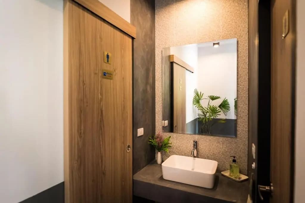 PP Grand Kamala Hotel - photo 9