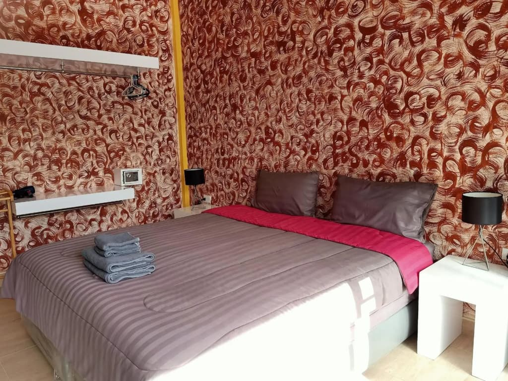 Ban Elephant Blanc Apartment - photo 6