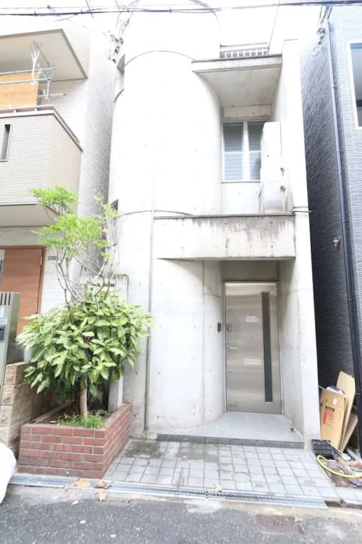 Kurosaki House - photo 1