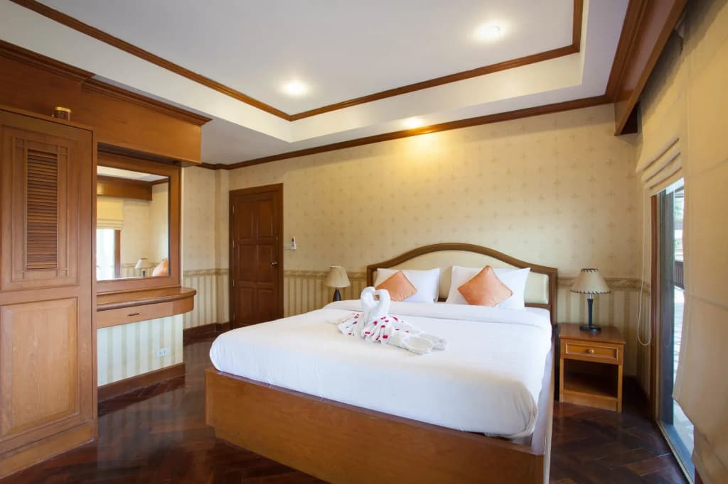 Baan Yin Dee Villa Patong - photo 4