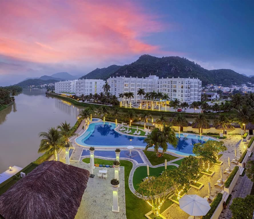 Cham Oasis Nha Trang Resort Condotel - photo 16