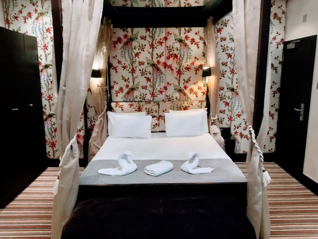 Edward Hotel Paddington - photo 6