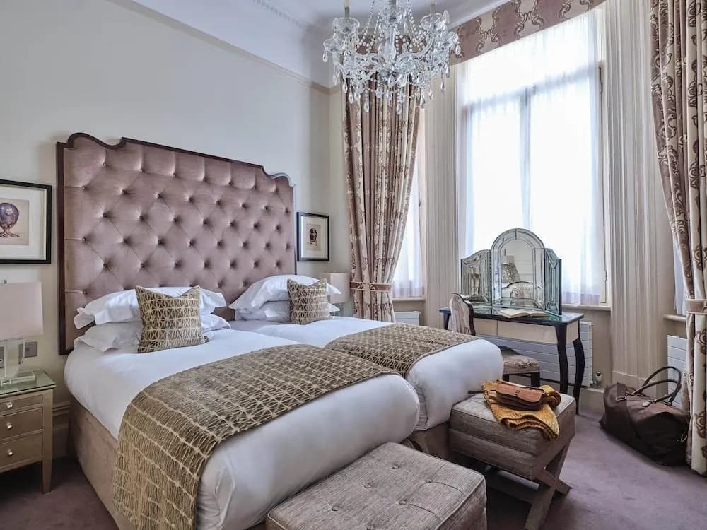 Sloane Club Hotel - photo 14