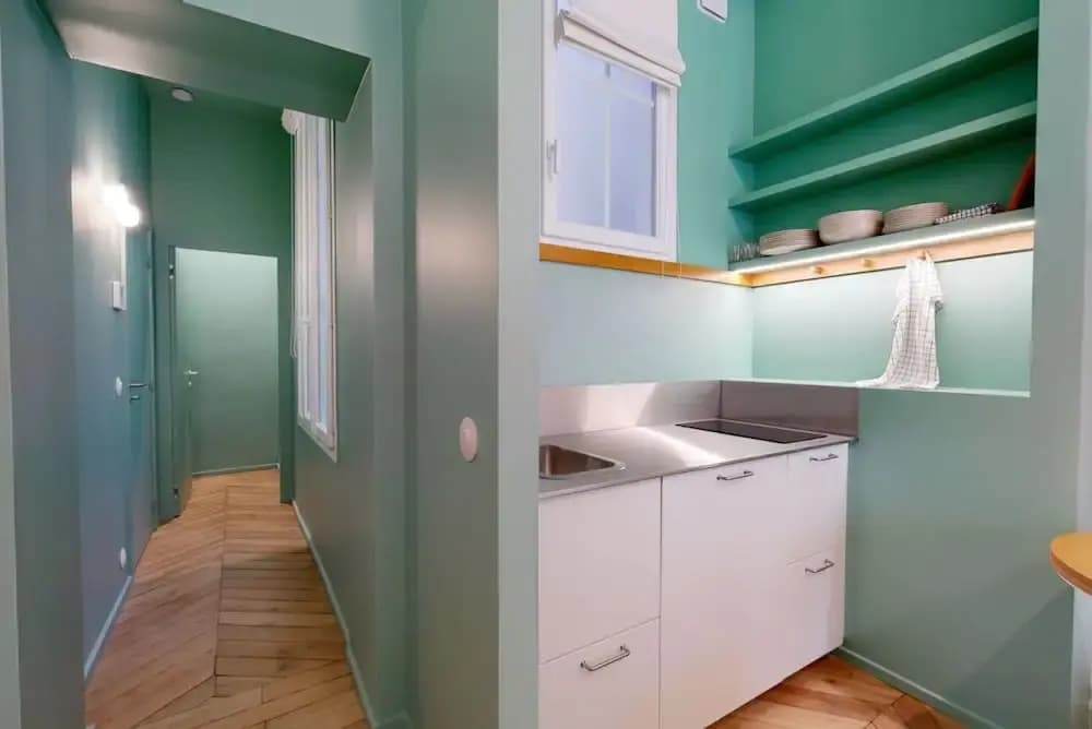 Delightful 1-bed Studio w Shared Co-working Space - photo 3