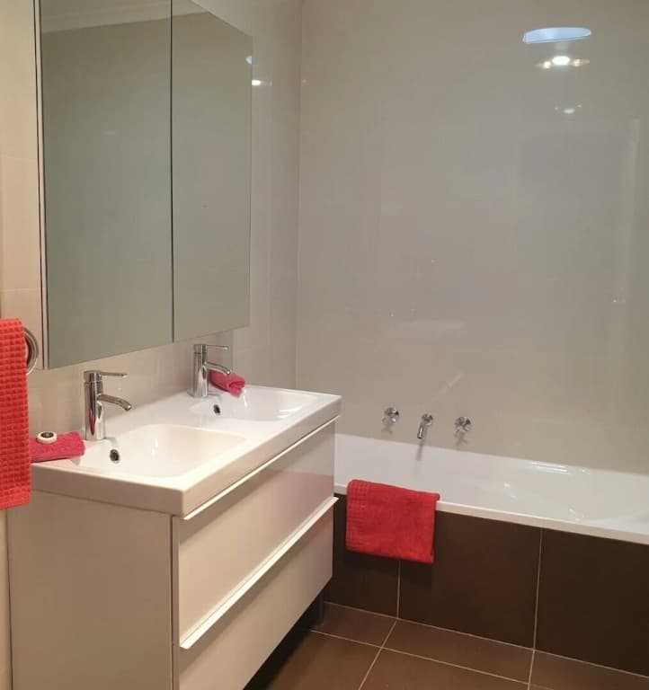 Yarra Glen Racecourse Apartments - photo 45