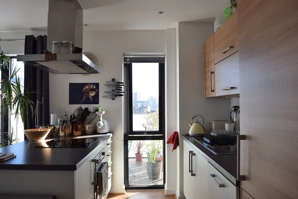 Abbotts Wharf Apartment - photo 2