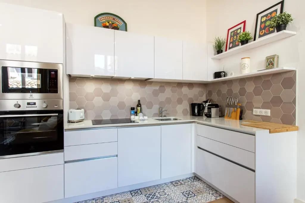 St Vincent - 3 BEDROOMS, MAGNIFICENT,VASTE, SUNNY, A/C, WIFI - photo 13