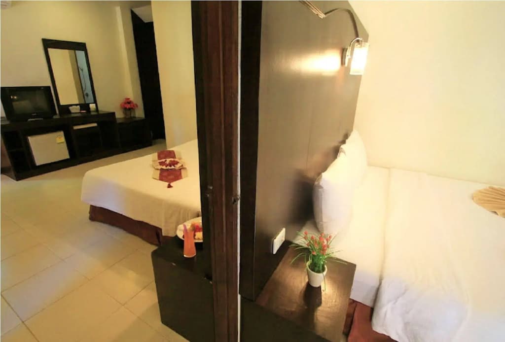 Lanta Pavilion Resort - photo 3
