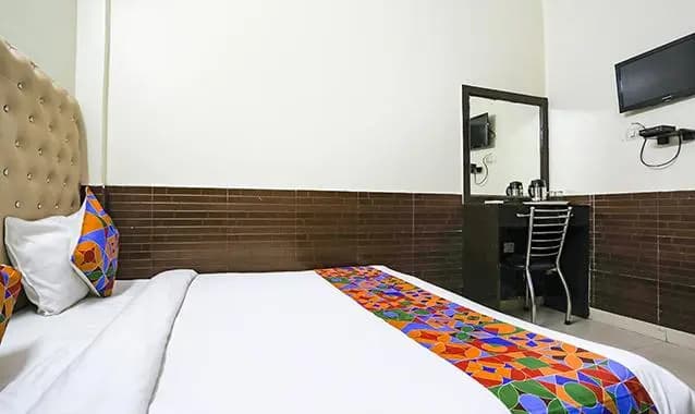 Hotel The Lazeez - photo 24