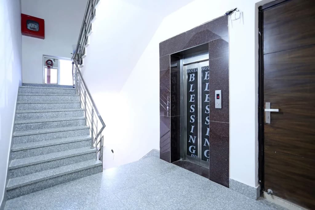 Blessings Inn by OYO Rooms - photo 8