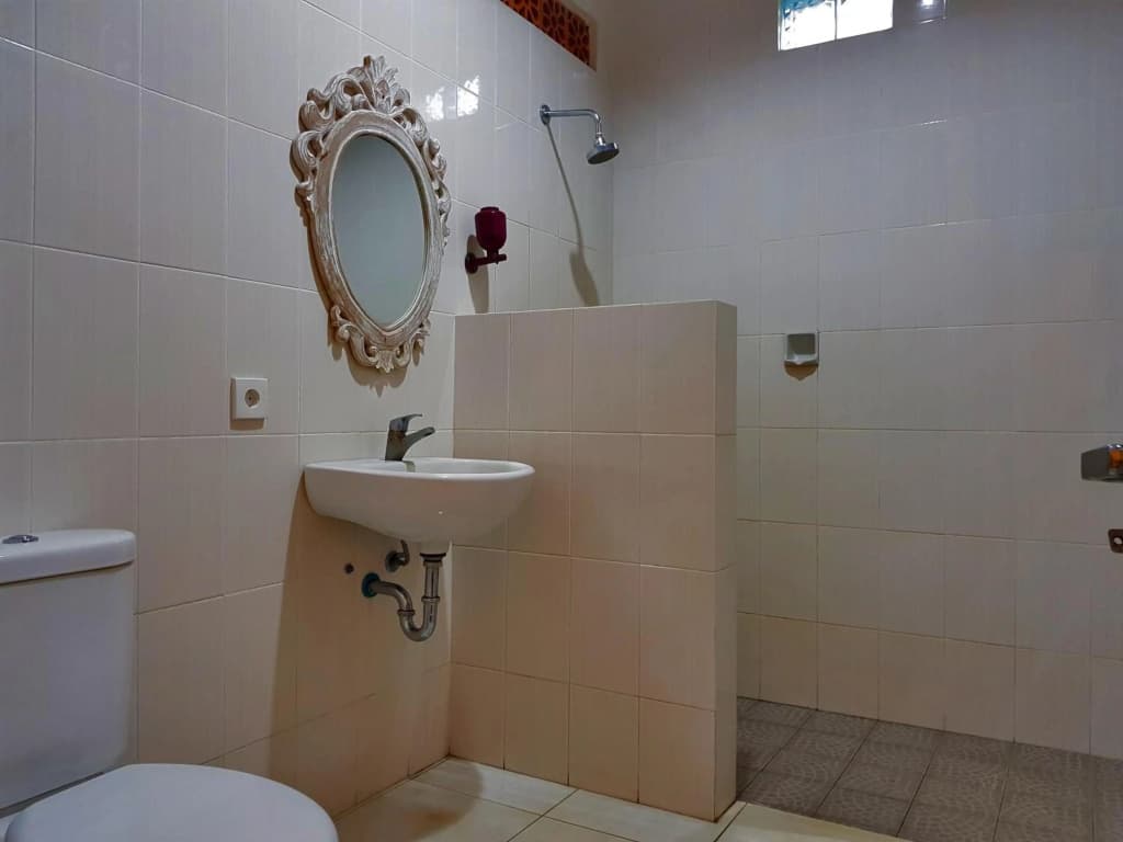 Swan Inn Hotel - photo 41