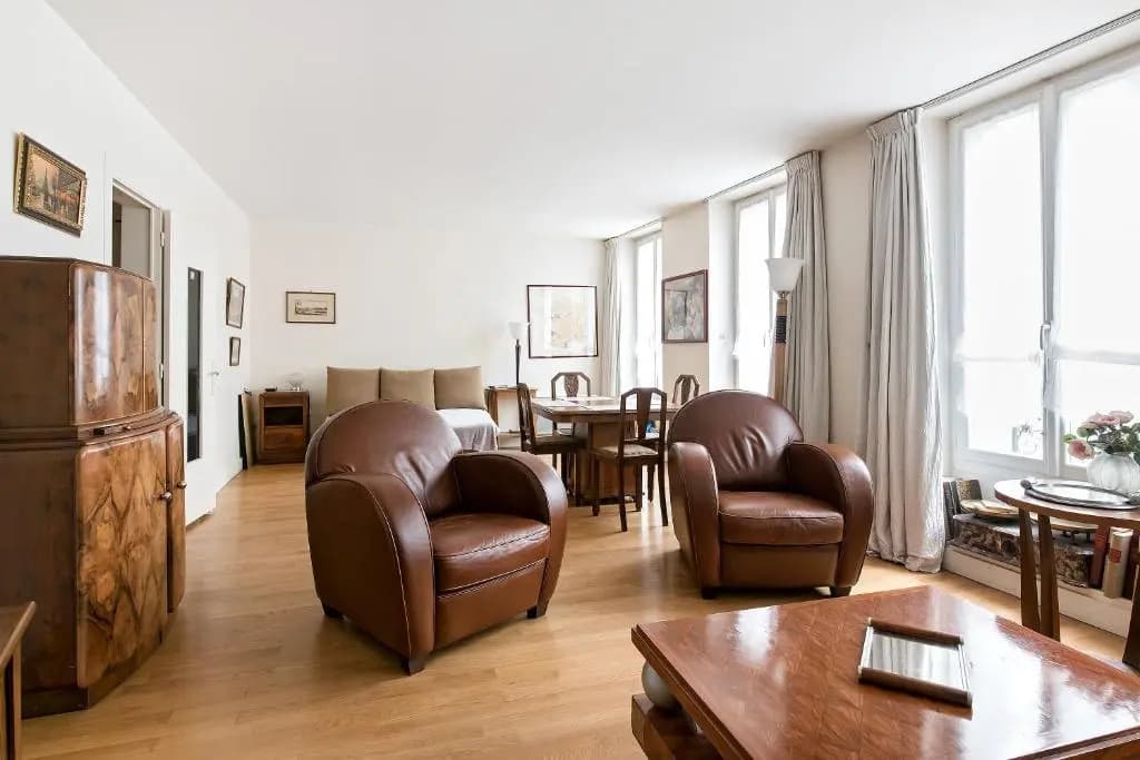 GuestReady - Spacious Flat for 4 near Bastille - photo 2